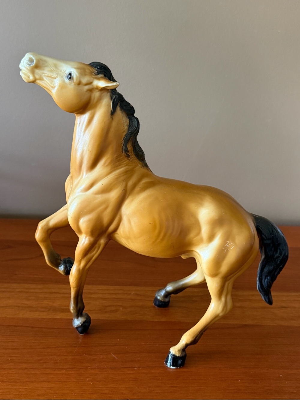 Breyer Horse #87 Semi Rearing Buckskin Diablo Mustang Early VTG 1961-69 EUC